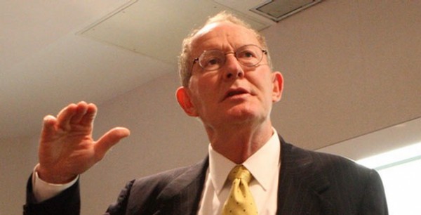 Senator Feels Video Games More Dangerous than Guns