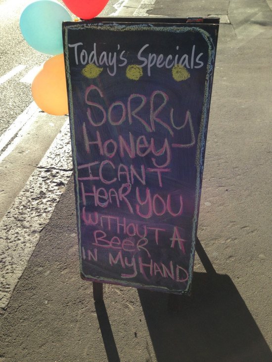 great-funny-bar-signs-01