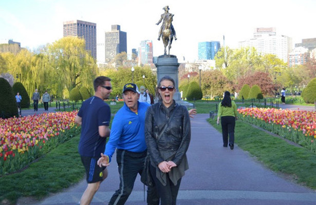 kevin-spacey-photobomb explosion.com