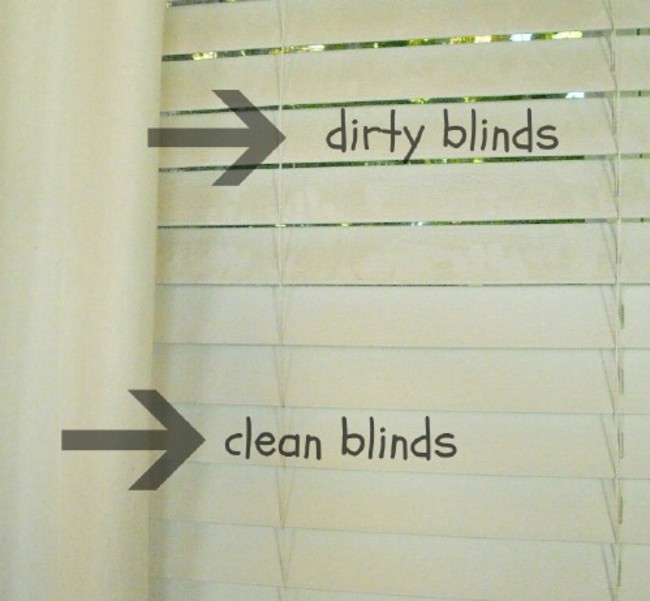 4. Vinegar is the magical tool for removing stains even from the dirtiest blinds