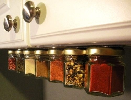 6. Magnet strip will make your kitchen look like heaven