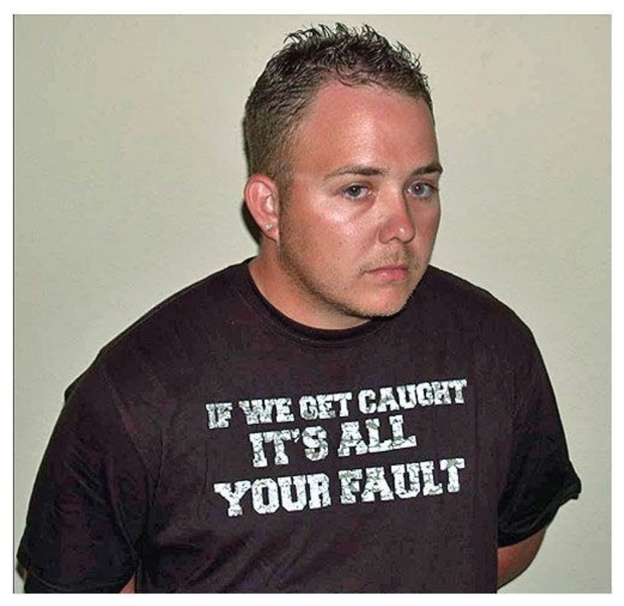 26-people-who-instantly-regretted-being-arrested-in-ironic-t-shirts21