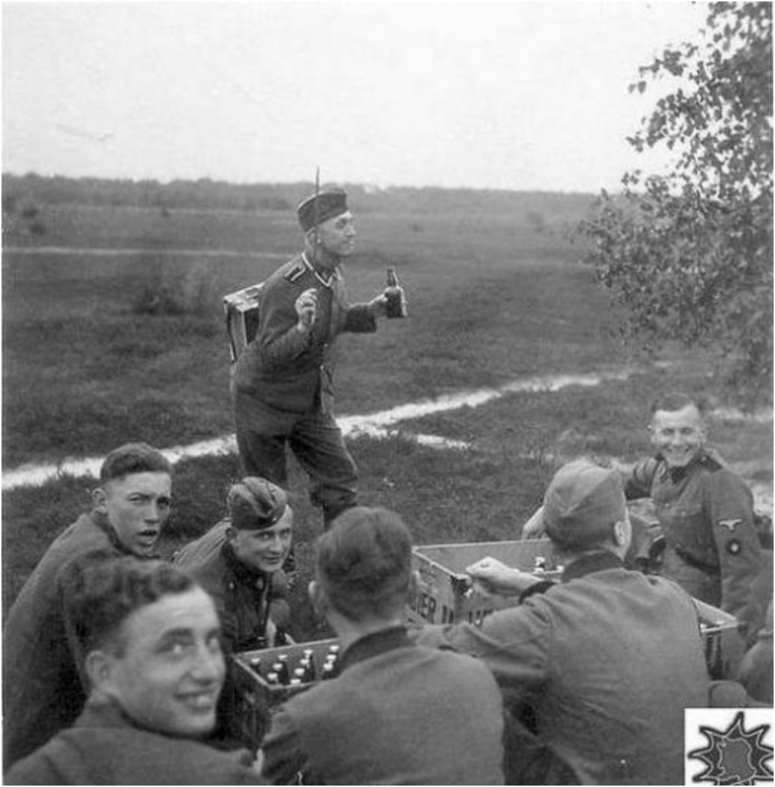 Funny-World-War-2-Pictures-6-520x528