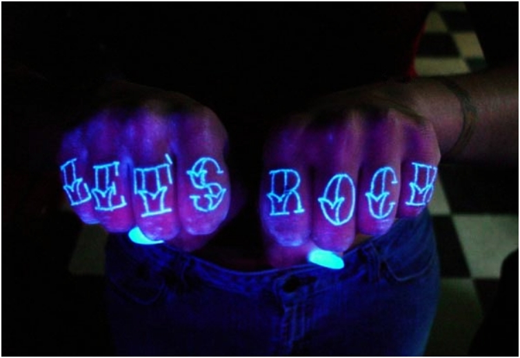 glow-in-the-dark-tattoos-knuckles