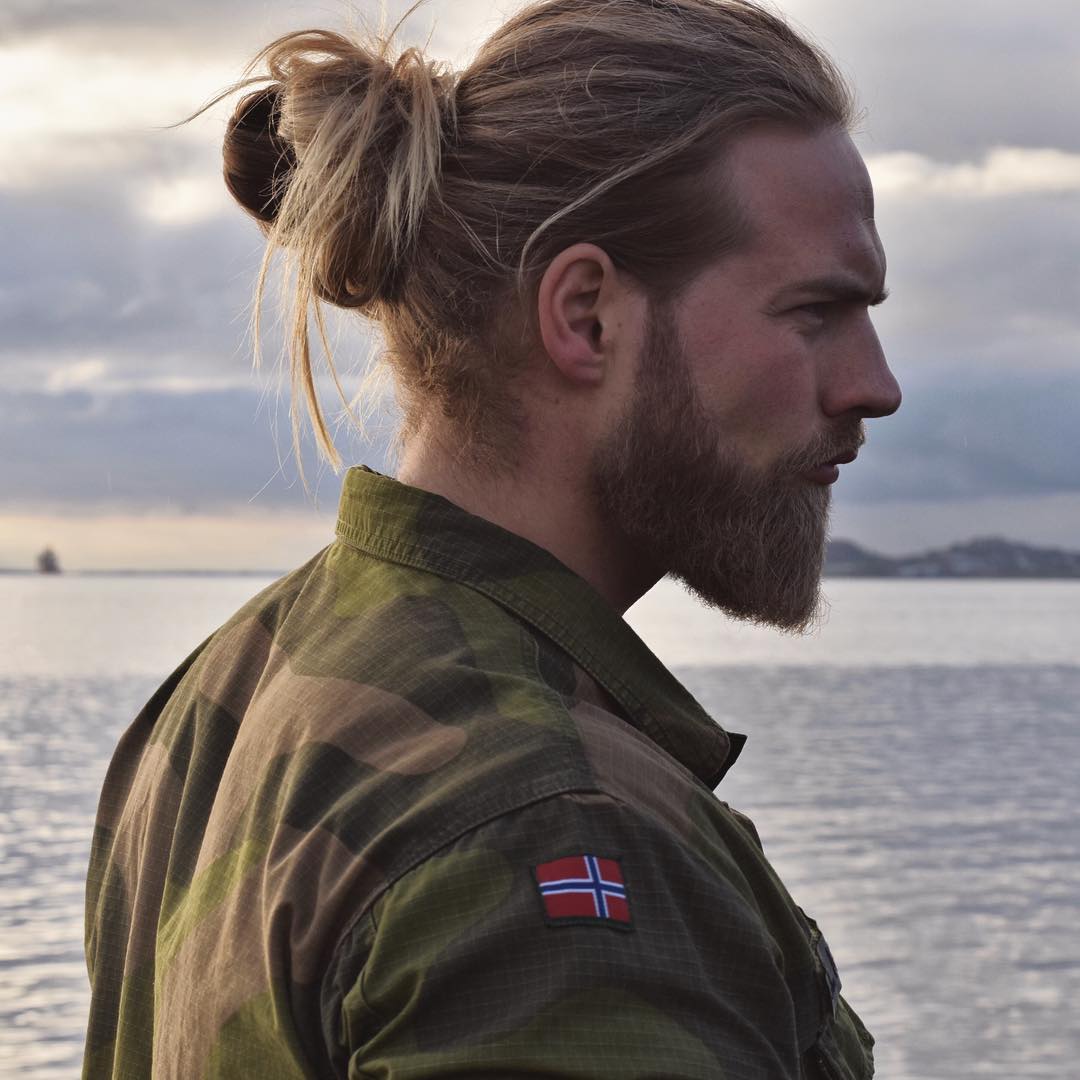 Found The Real Life Thor And He's In The Norwegian Navy
