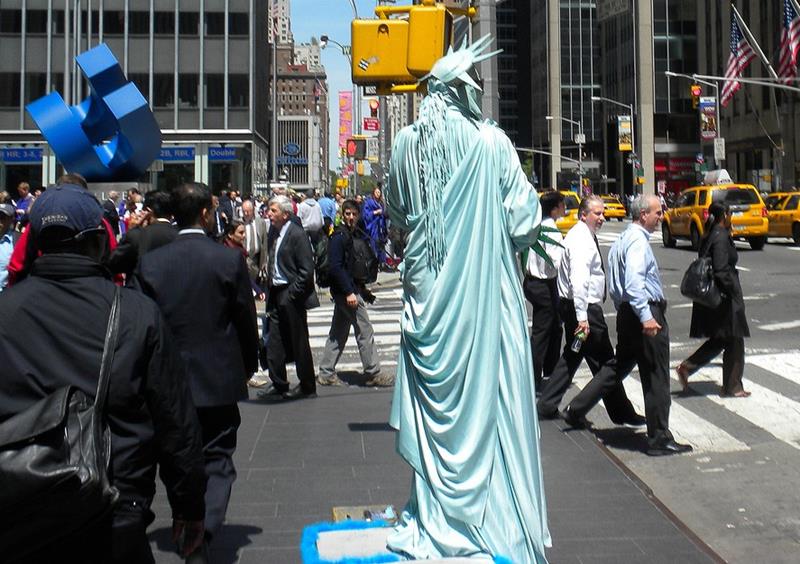 25-Pictures-Proving-New-York-is-the-Craziest-07