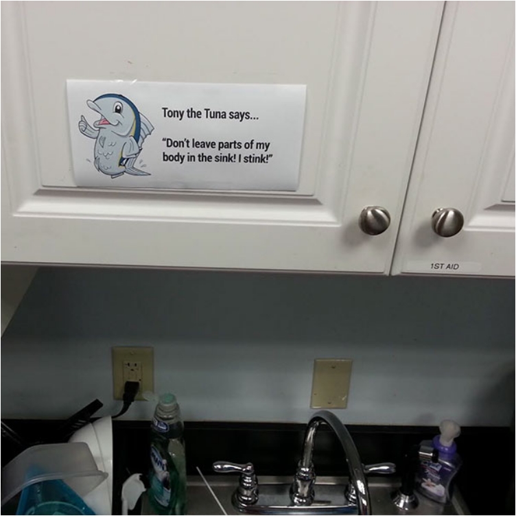 funny-passive-aggressive-office-notes-66-573efecee7653__605