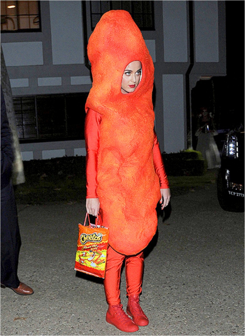 katy-perry-dresses-as-a-flamin-hot-cheeto