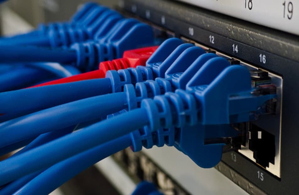 How to Choose the Best Storage Options for Your Company Data