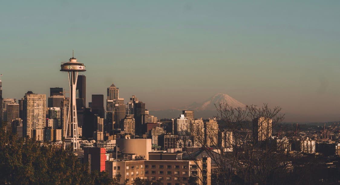 Settling in Seattle: Choosing the Perfect Location for Your Home Office