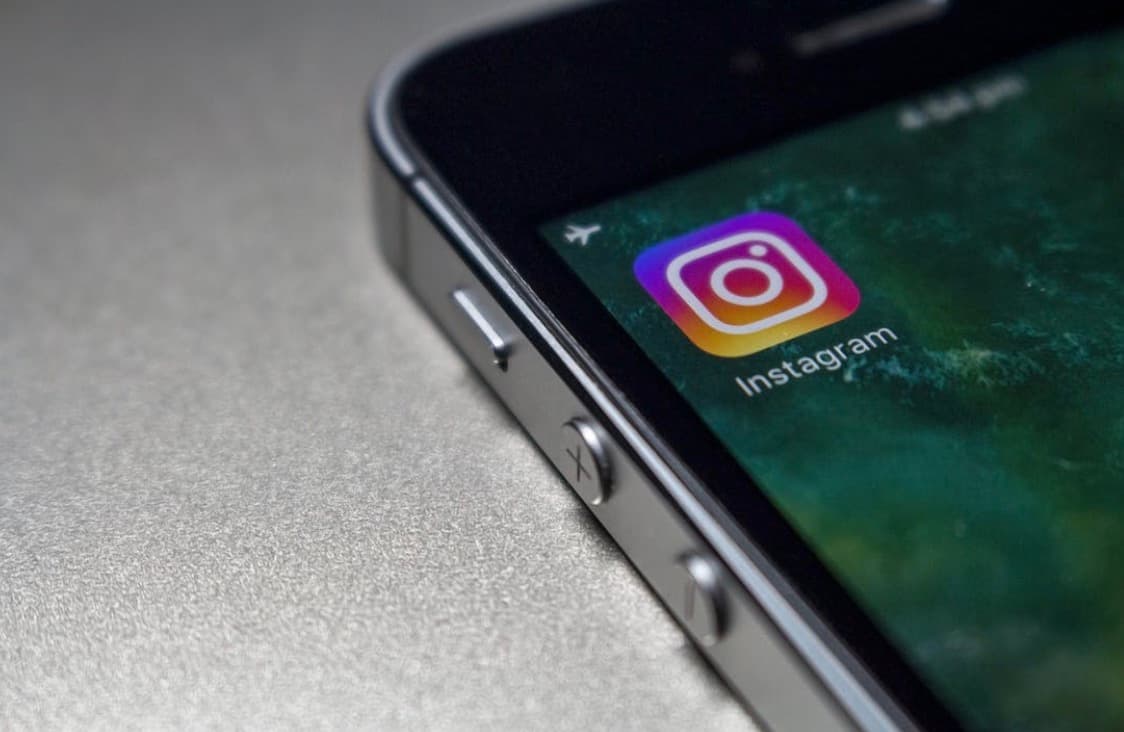 How to Keep Your Instagram Feed Looking Curated in 2024