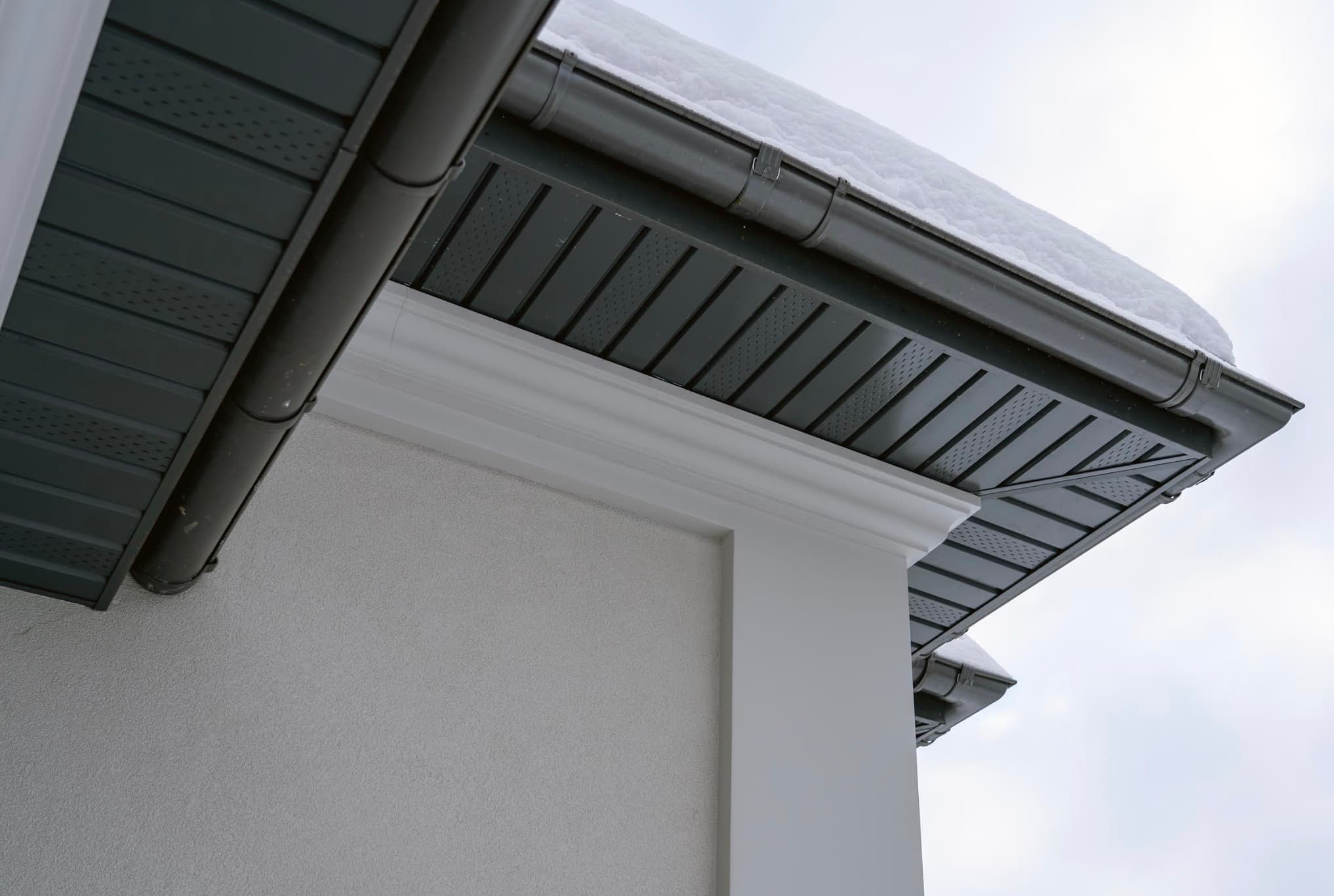 Soffit Selection: Enhancing Your Home’s Appeal and Ventilation