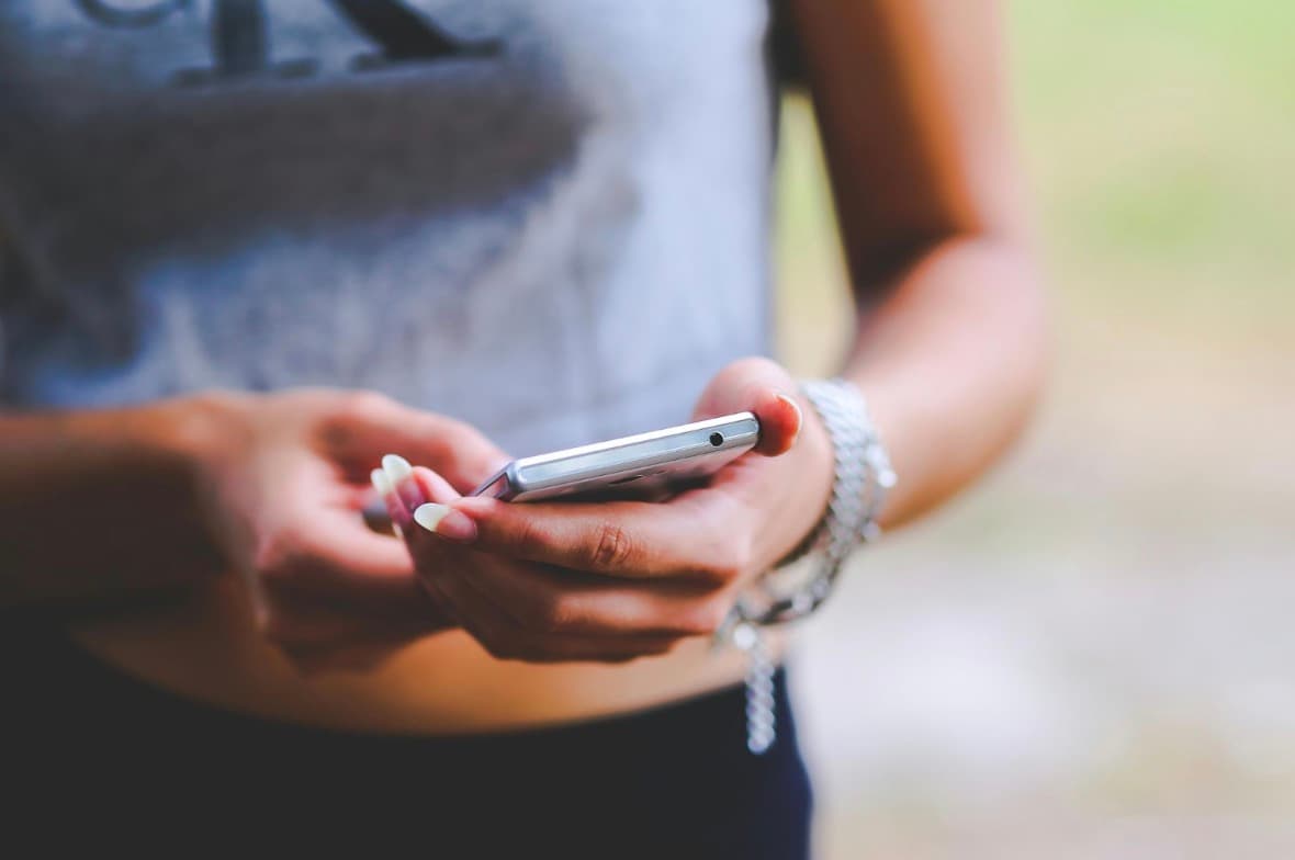 6 Best Apps for Anonymous Sexting