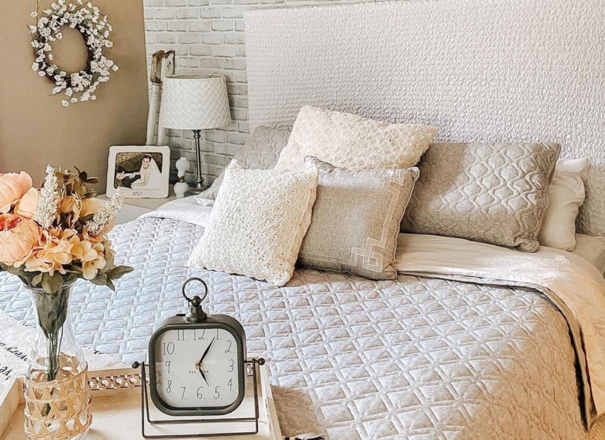 The Eclectic Chronicles: Navigating the Maze of Interior Design Freedom