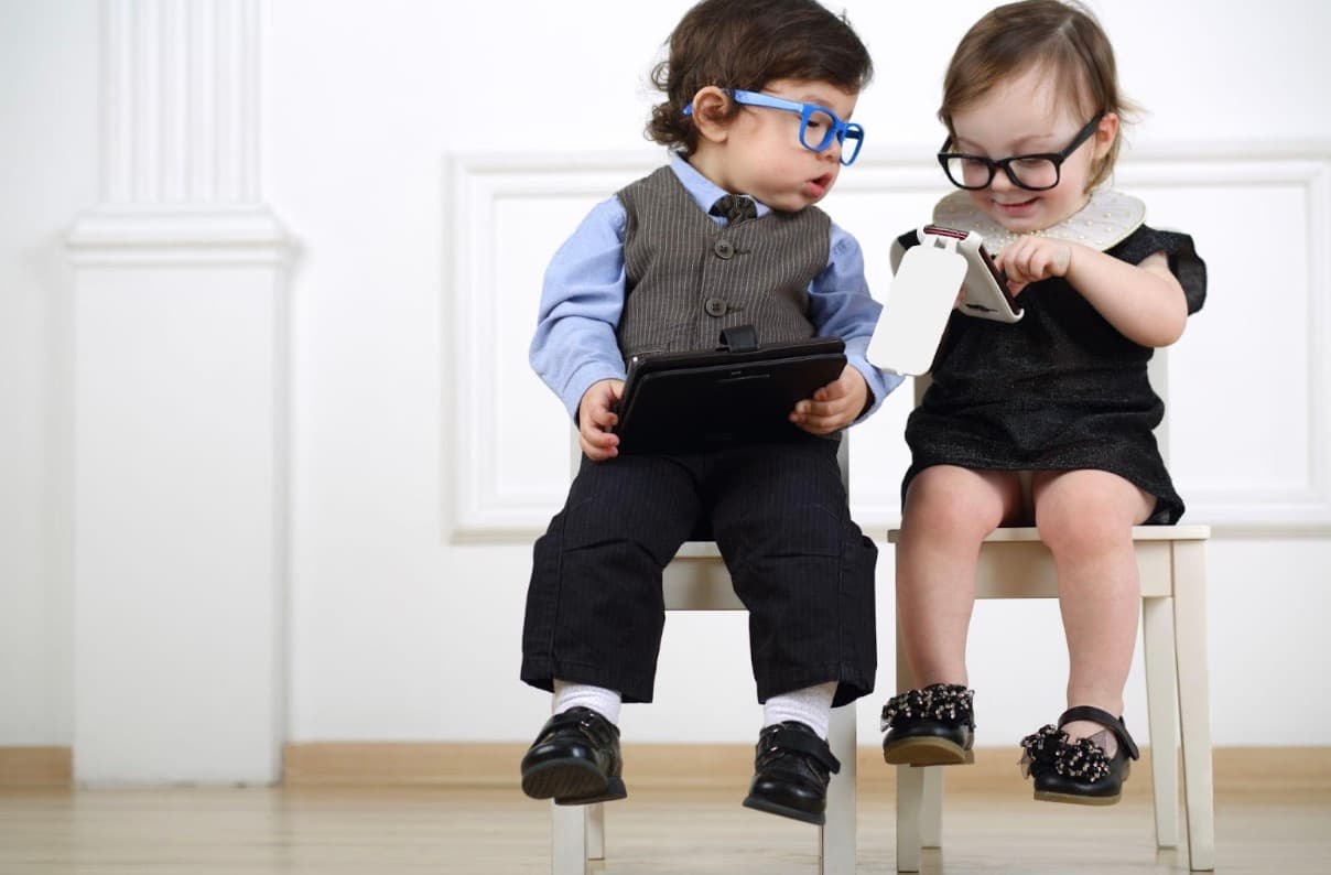 Why Should Kids Have Phones?