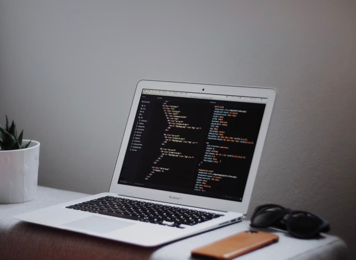 How You Can Ensure Data Security and Confidentiality with Document Digitizing Services