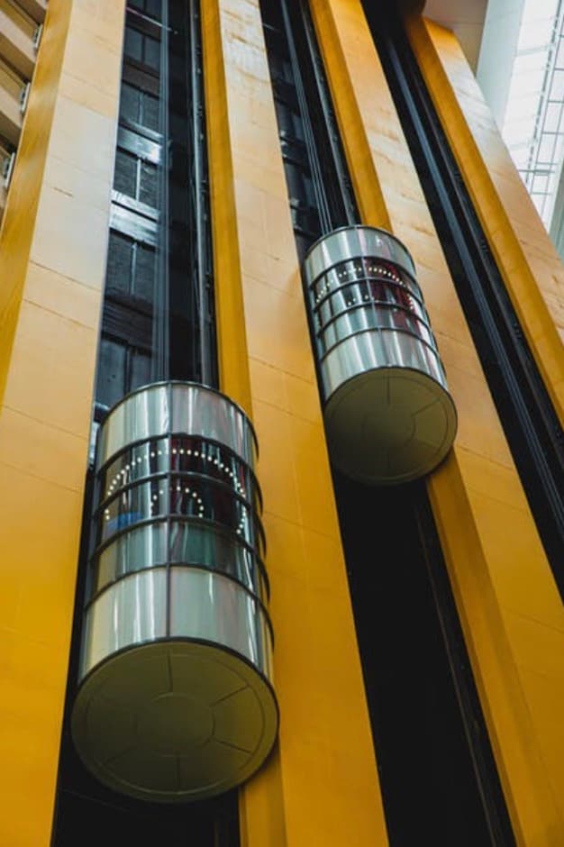 How Regular Elevator Servicing Benefits Your Business Operations