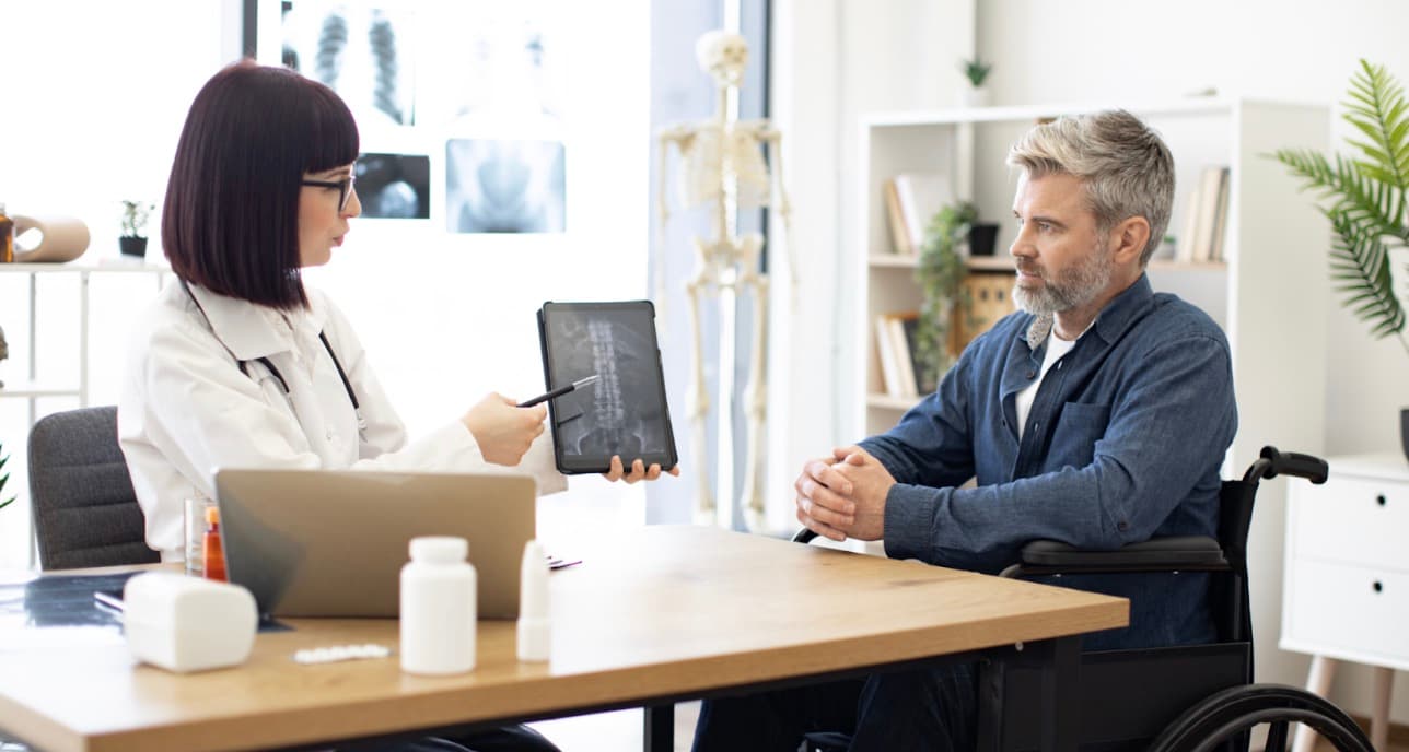 How to Manage Scoliosis: Treatment Options Explained