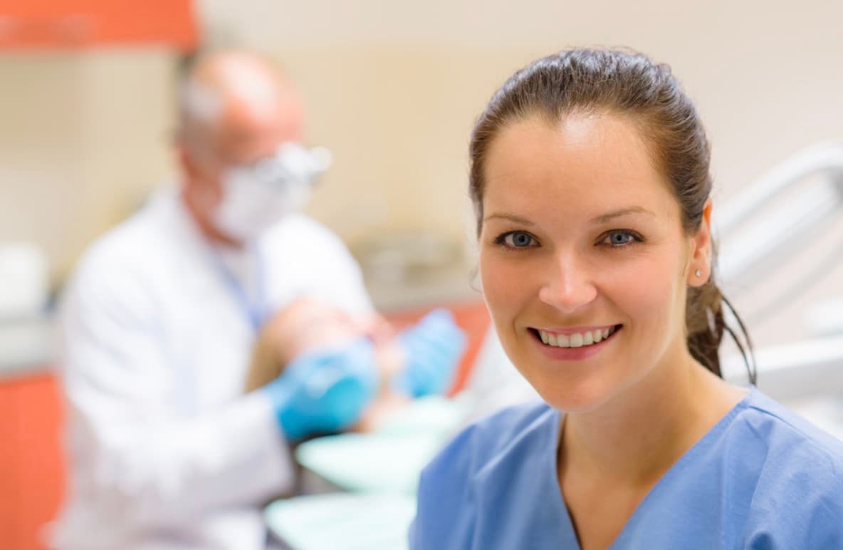 3 Reasons to Visit a Dentist as Soon as Possible