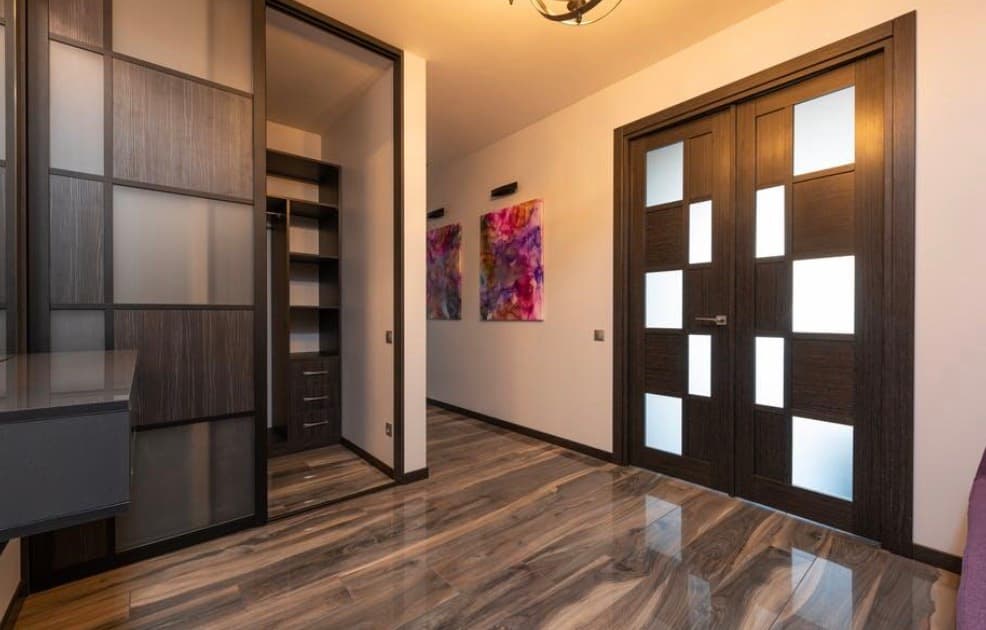 Balancing Beauty and Practicality in Your Home’s Flooring Selection