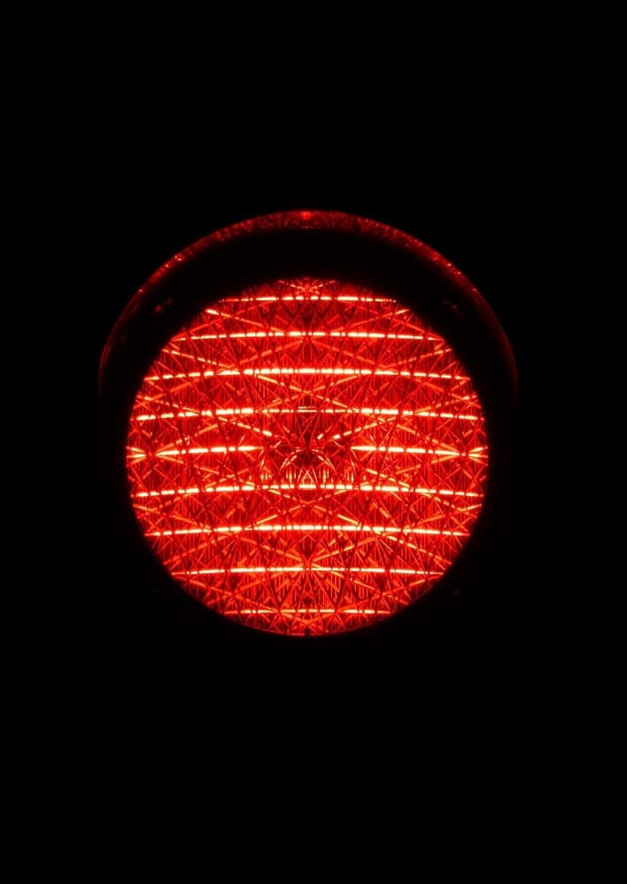 The Top Benefits of Using Red Light for Skin Rejuvenation