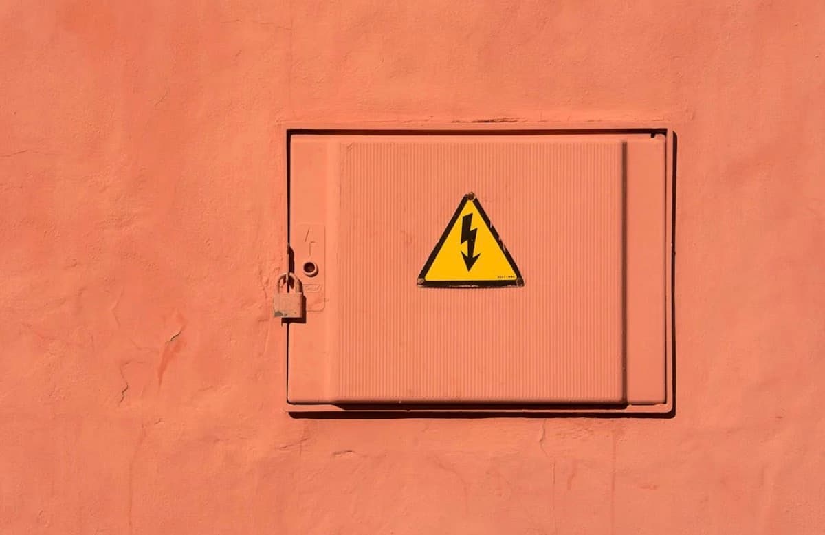 Things to Consider When Selecting an Electronic Enclosure