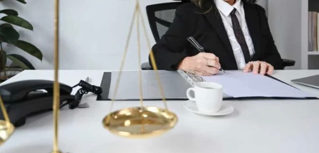 Why Hiring an Italian Citizenship by Descent Lawyer Makes All the Difference