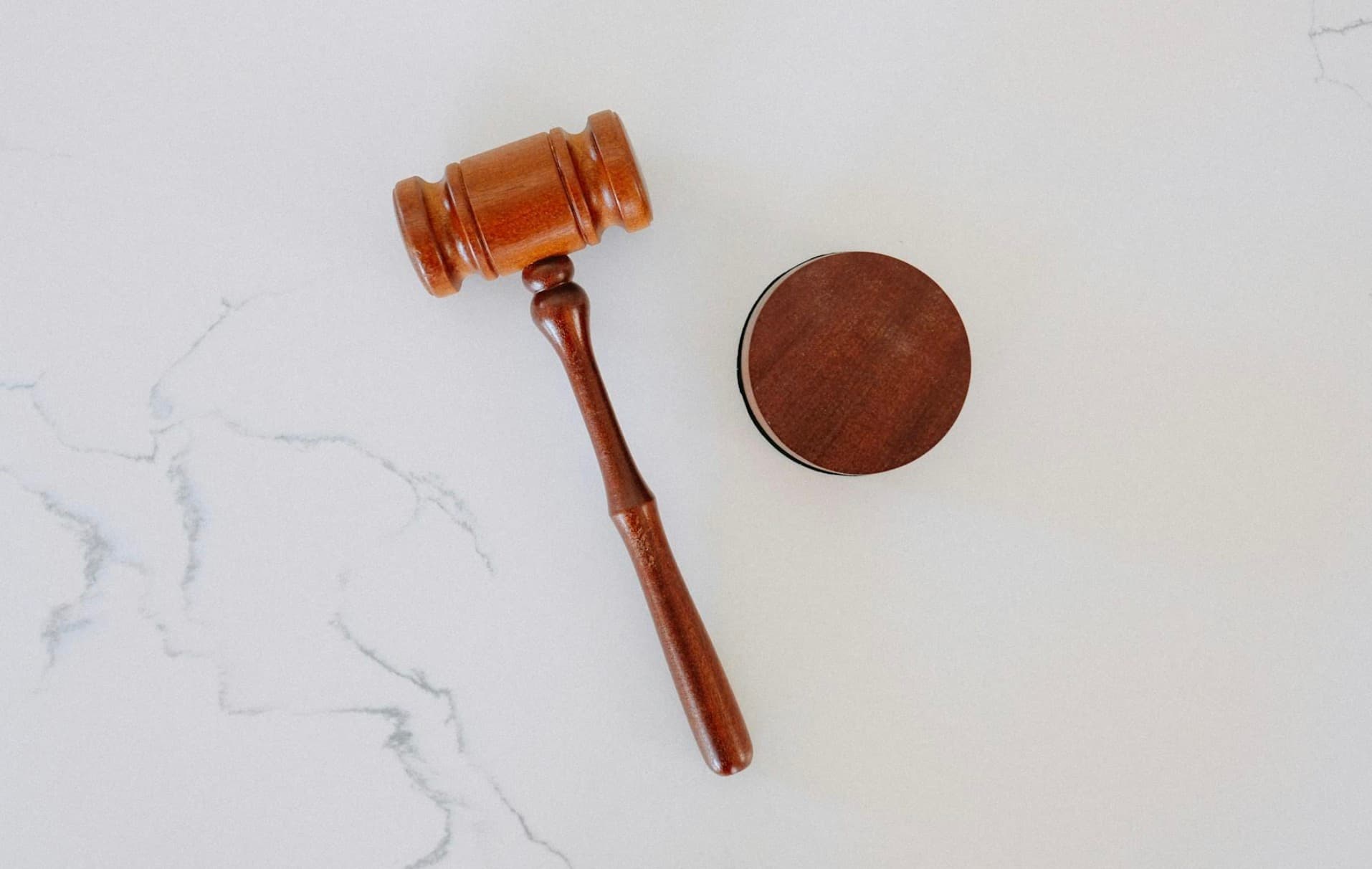 Federal judge agrees to halt the arrest warrant against Alejandro Irarragorri for the “SAT-Santos Laguna case”