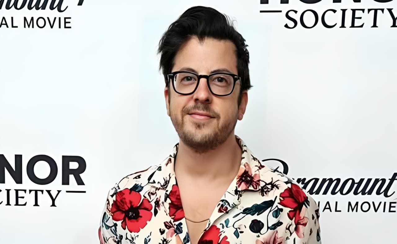 Christopher Charles Mintz-Plasse
