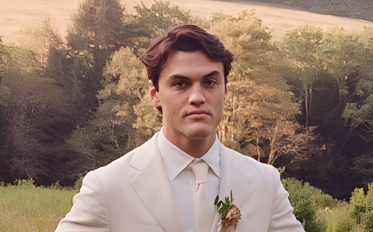 Ethan Dolan