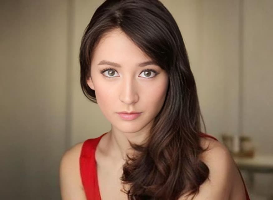 Leah Dizon