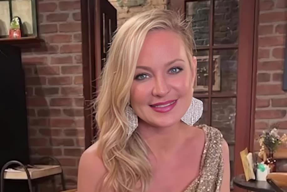 Sharon Case