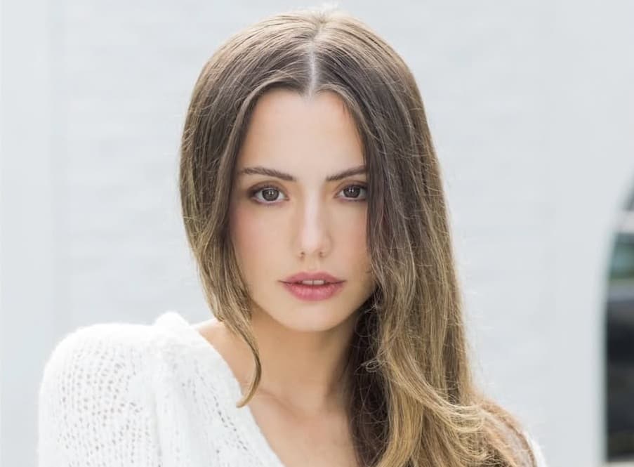 Lily Mo Sheen