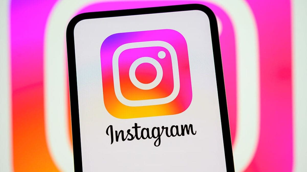 Meta Tests Paid Instagram Feature to Watch Stories Secretly