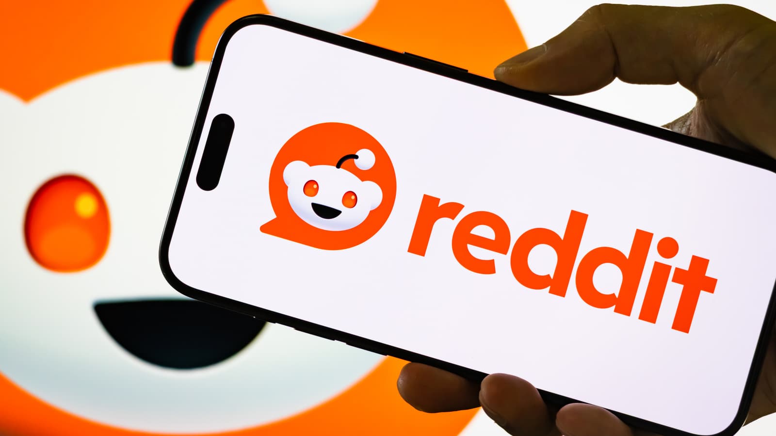 Reddit Now Lets You Post Videos in Comments