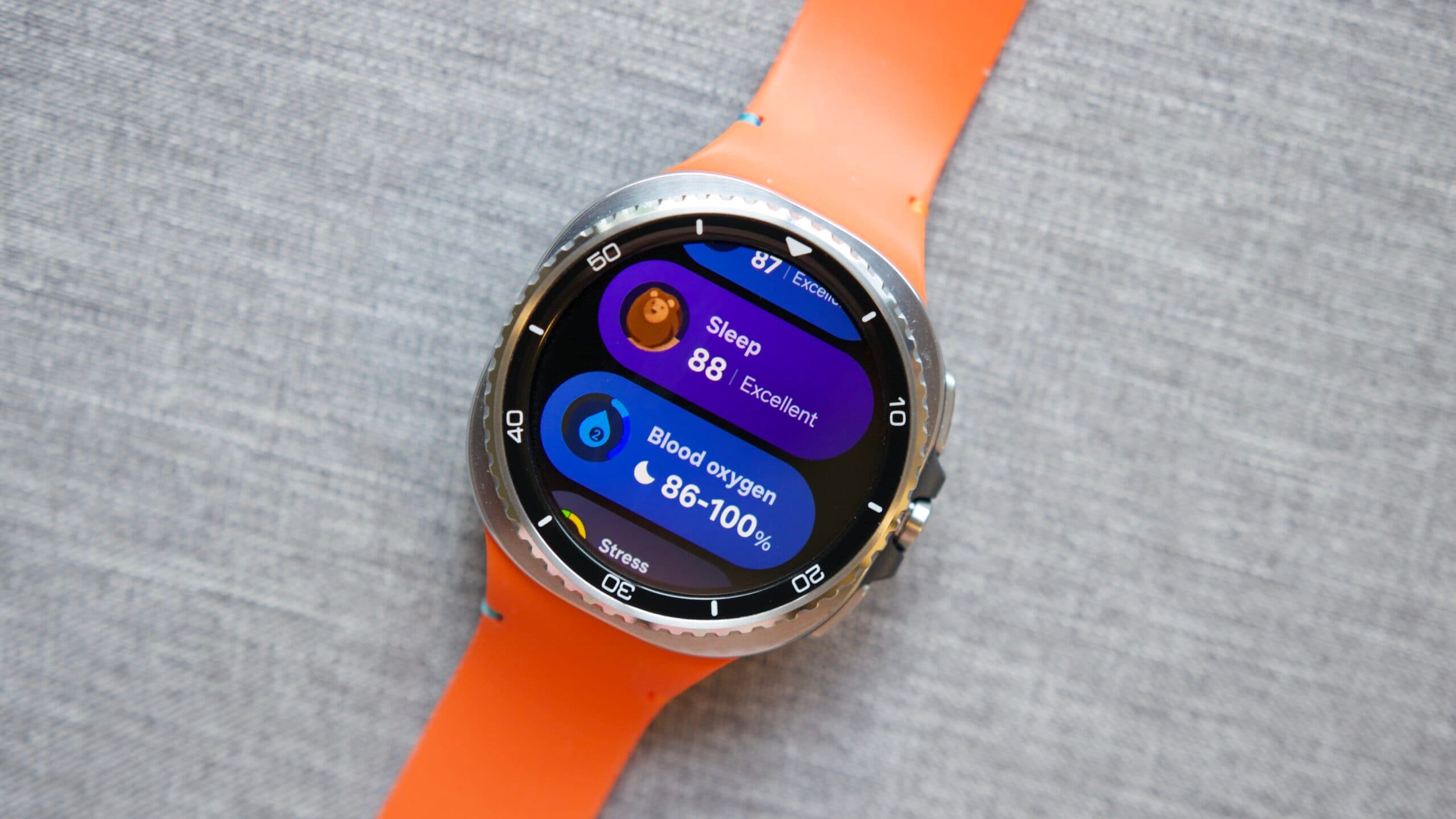 Samsung Galaxy Watch Shipments Fall 28% as Apple Gains Ground