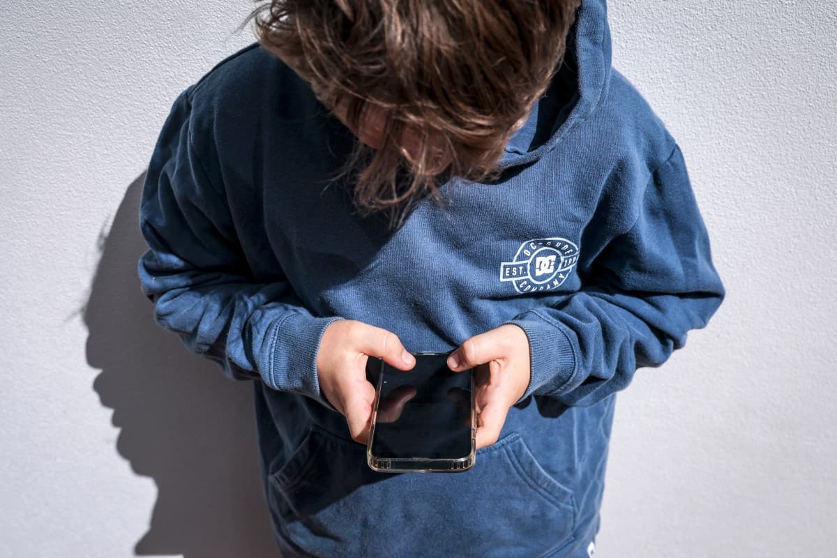 UK Joins Global Push to Ban Social Media for Kids Under 16