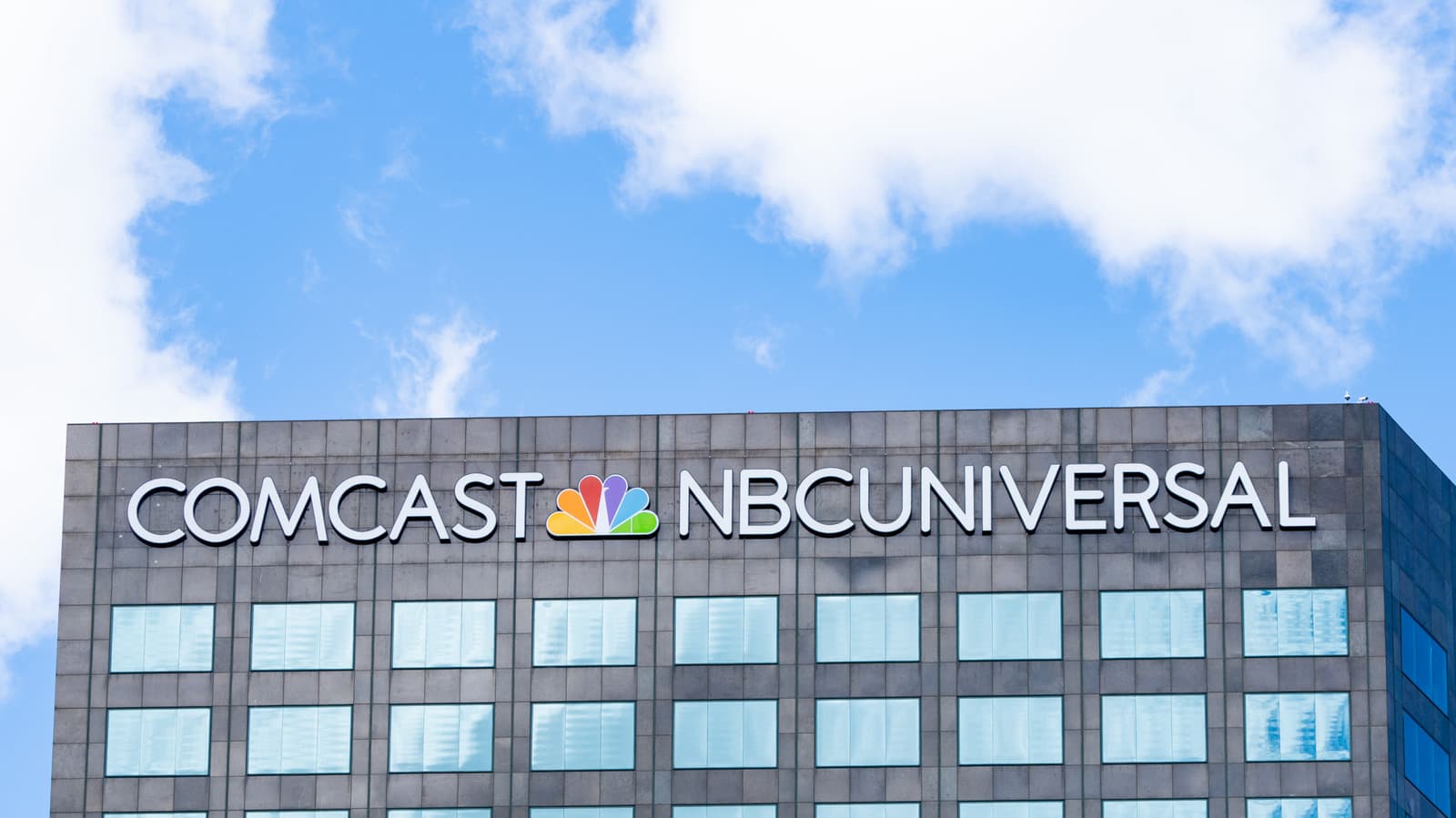 Comcast Is Splitting in Two — NBCUniversal Spins Off