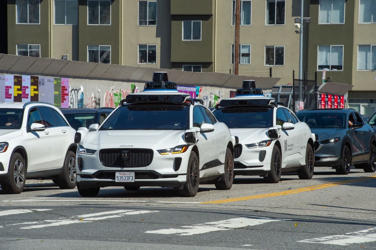 SF Mayor Wants Stricter Rules for Waymo After Traffic Chaos