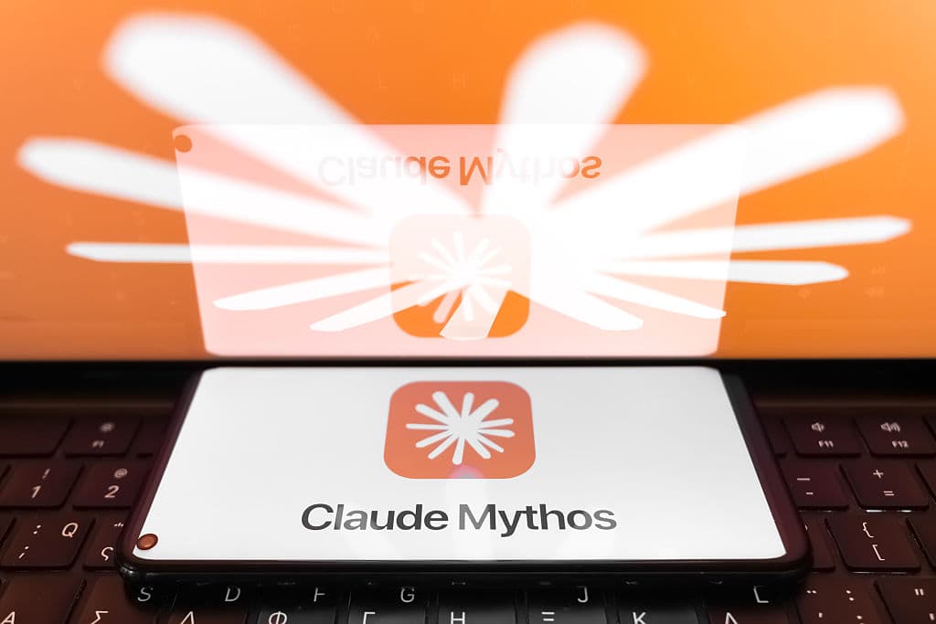 Trump Admin Clears Anthropic's Mythos AI for 100+ US Orgs