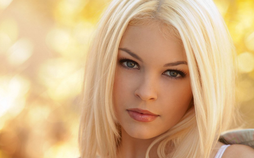 Blonde hair is often associated with youth and beauty - wide 3