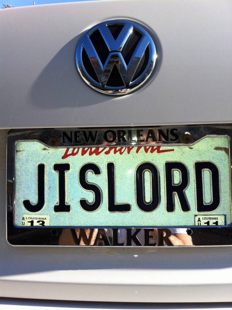 33 Hilarious And Dirty License Plates For Preventing Road Rage