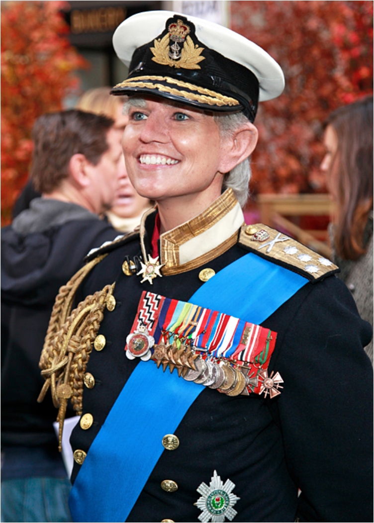 savannah-guthrie-as-prince-charle