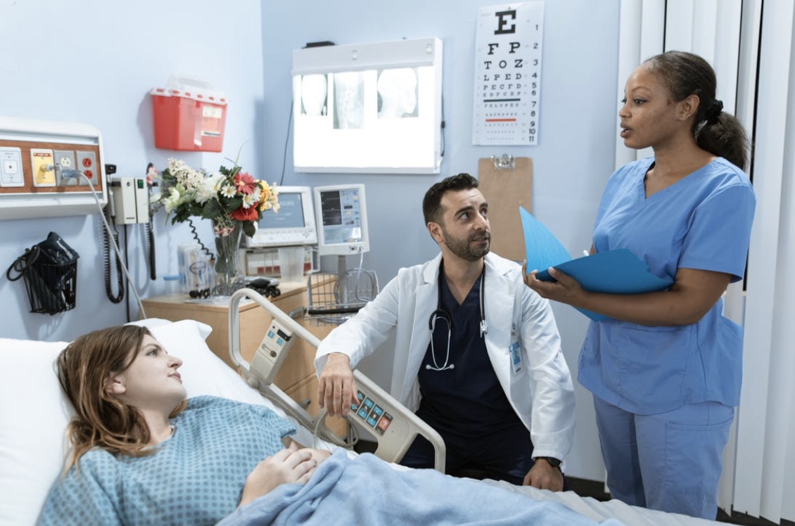 Enrolled Nurse VS Registered Nurse – What’s The Difference?