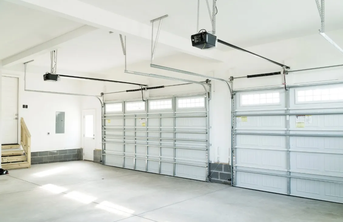 Unlocking the Potential of Your Garage: A Guide to Maximizing Space with Expert Garage Builders