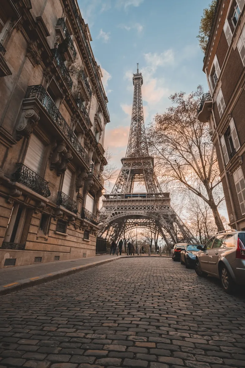The Ultimate Checklist for Expats Moving to France