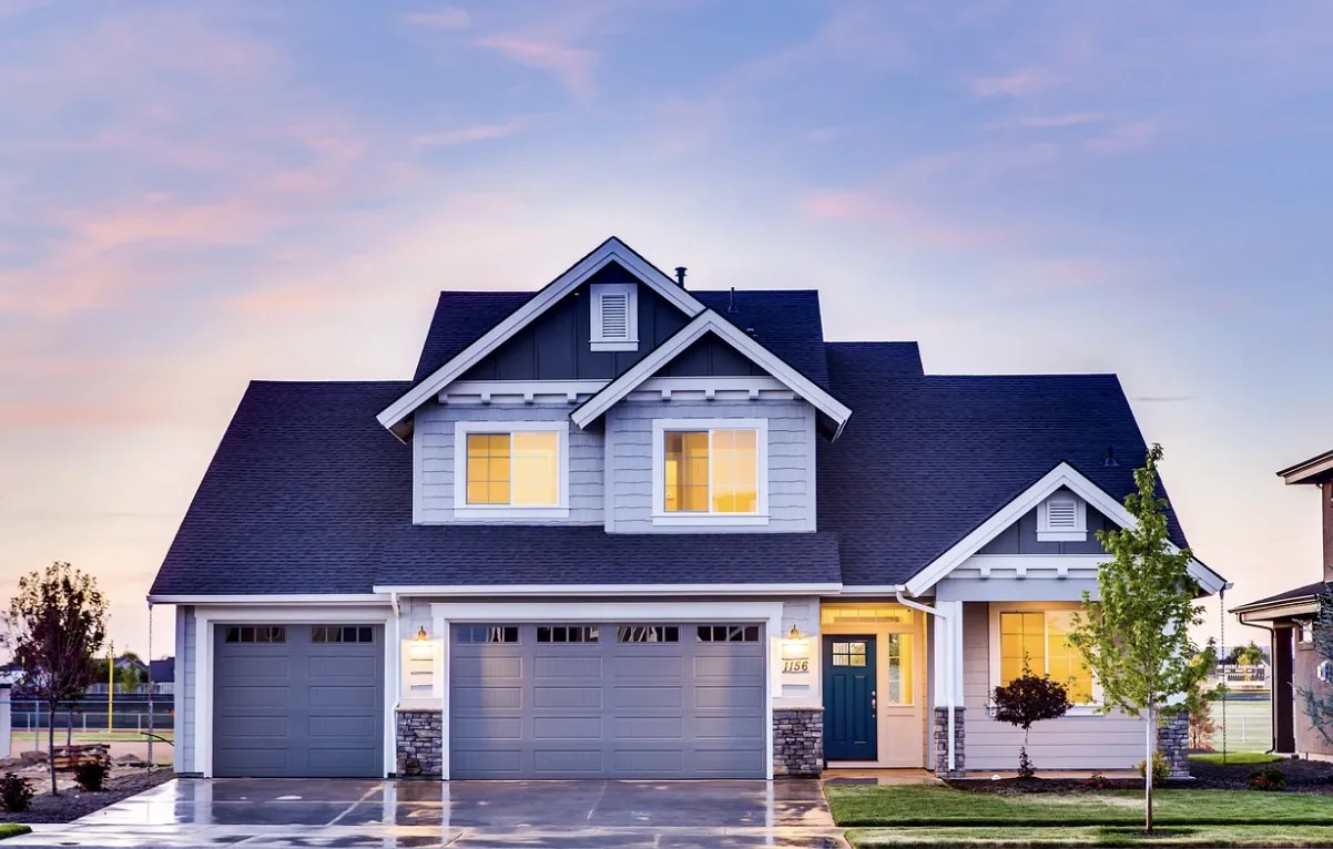 Diving Deep into the Impact of Technology on Modern Home Sales