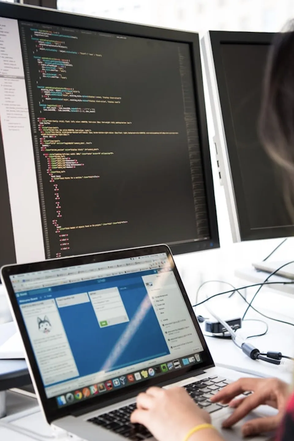 How Businesses Can Streamline Operations with Customized IT Solutions