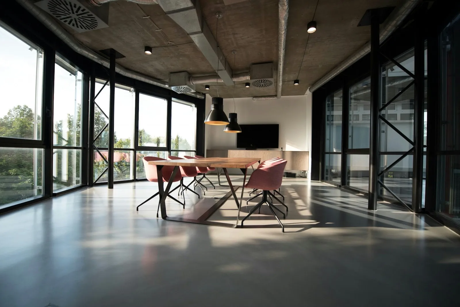 Regular vs Deep Office Cleaning: Which Does Your Business Need?