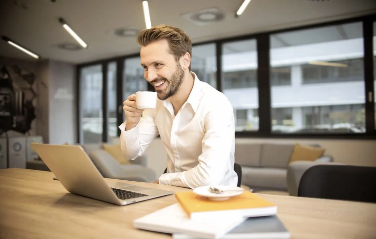 RoyalWriter.co.uk Review: Exceptional Professionalism All-Around